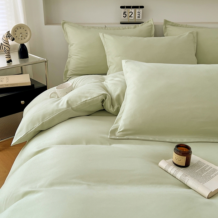 91家纺网 家纺一手货源 找家纺 世爵 2025新款热款轻奢简约风高克重纯色140克水洗磨毛四件套 绿色