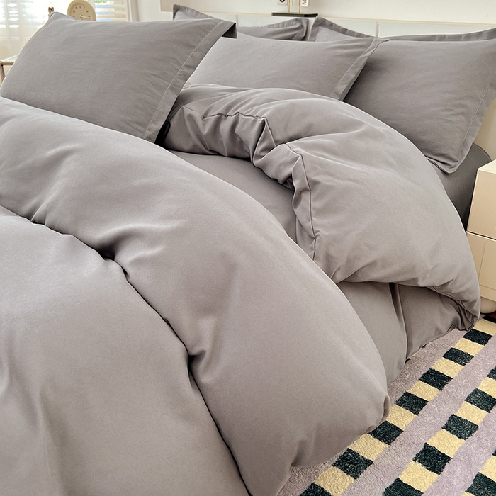 91家纺网 家纺一手货源 找家纺 世爵 2025新款热款轻奢简约风高克重纯色140克水洗磨毛四件套 灰色