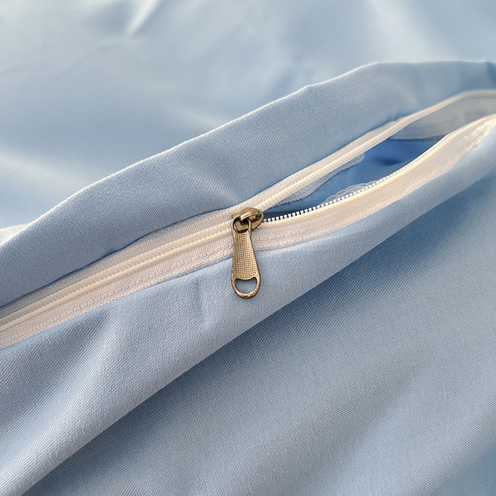 91家纺网 家纺一手货源 找家纺 世爵 2025新款热款轻奢简约风高克重纯色140克水洗磨毛四件套 天兰色