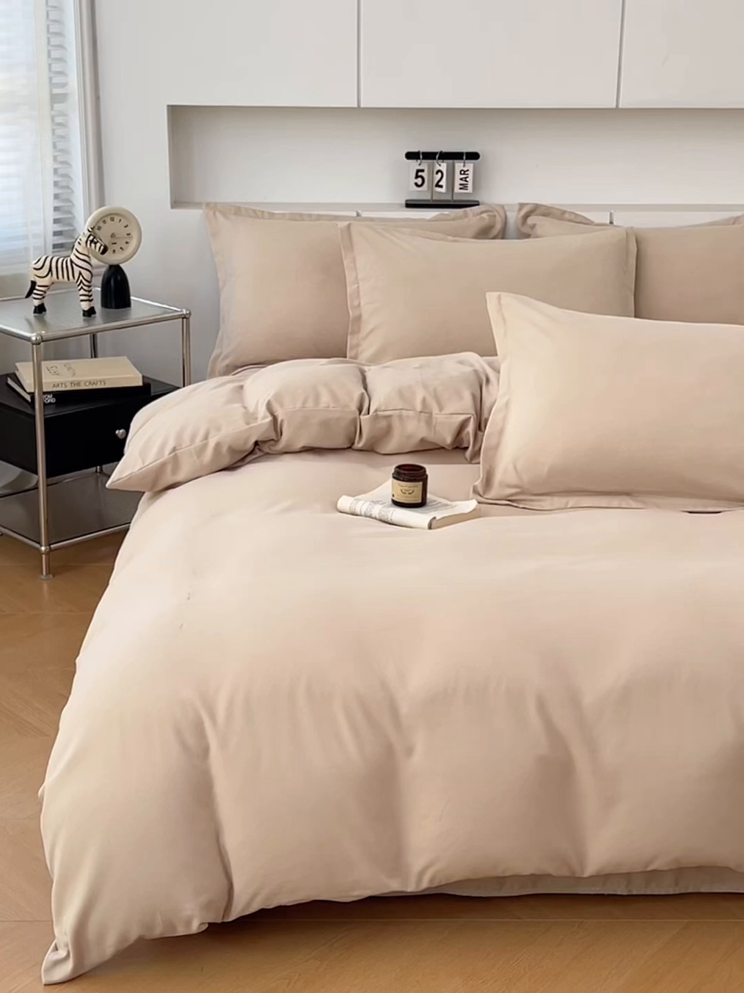 91家纺网 家纺一手货源 找家纺 世爵 2025新款热款轻奢简约风高克重纯色140克水洗磨毛四件套 卡其色