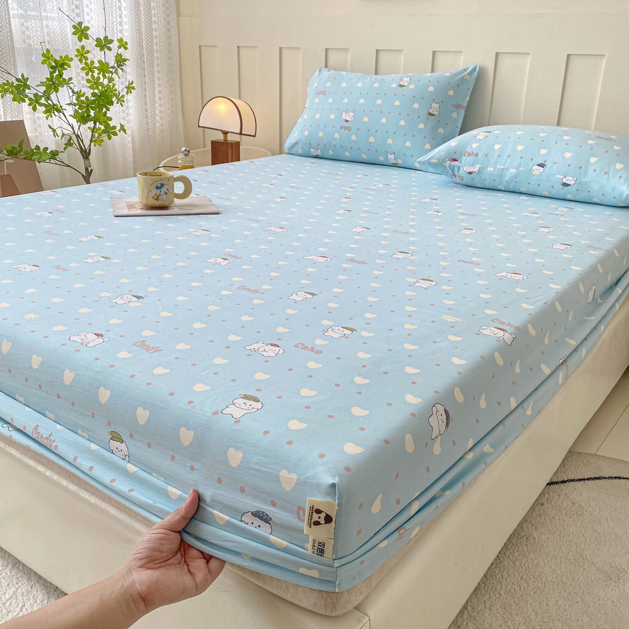 91家纺网 家纺一手货源 找家纺 首爱家纺 2025新款木棉双层纱印花床笠 萌宠小屋