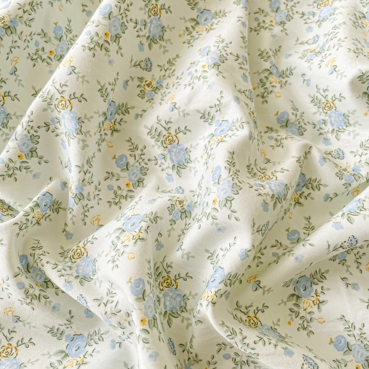 91家纺网 家纺一手货源 找家纺 首爱家纺 2025新款木棉双层纱印花床笠 婷语花间