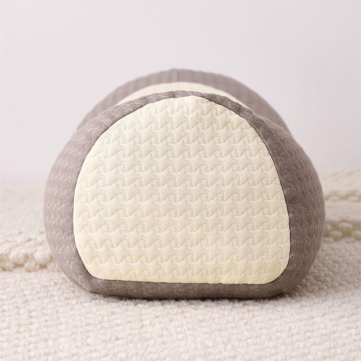 91家纺网 家纺一手货源 找家纺 大熊枕芯 2025新款草本元宝荞麦护颈枕荞麦壳枕头枕芯 咖色