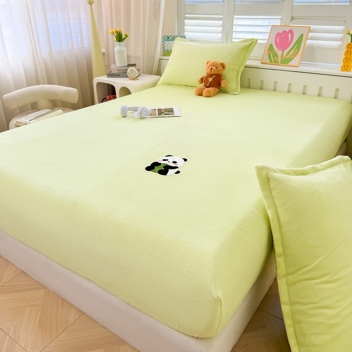 91家纺网 家纺一手货源 找家纺 （总）湘之帛 2025新款高克重纯色毛巾绣牛奶绒床笠三件套