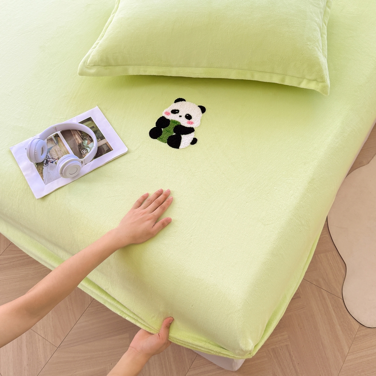 91家纺网 家纺一手货源 找家纺 （总）湘之帛 2025新款高克重纯色毛巾绣牛奶绒床笠三件套