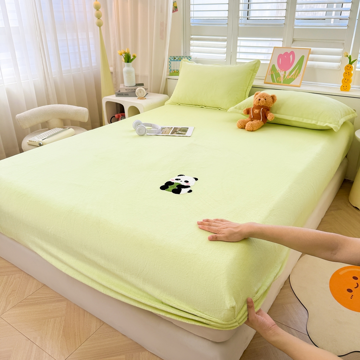 91家纺网 家纺一手货源 找家纺 （总）湘之帛 2025新款高克重纯色毛巾绣牛奶绒床笠三件套