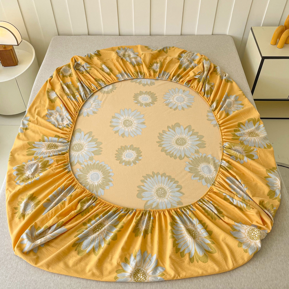 91家纺网 家纺一手货源 找家纺 首爱家纺 2025新款木棉双层纱印花床笠 向阳花-桔黄