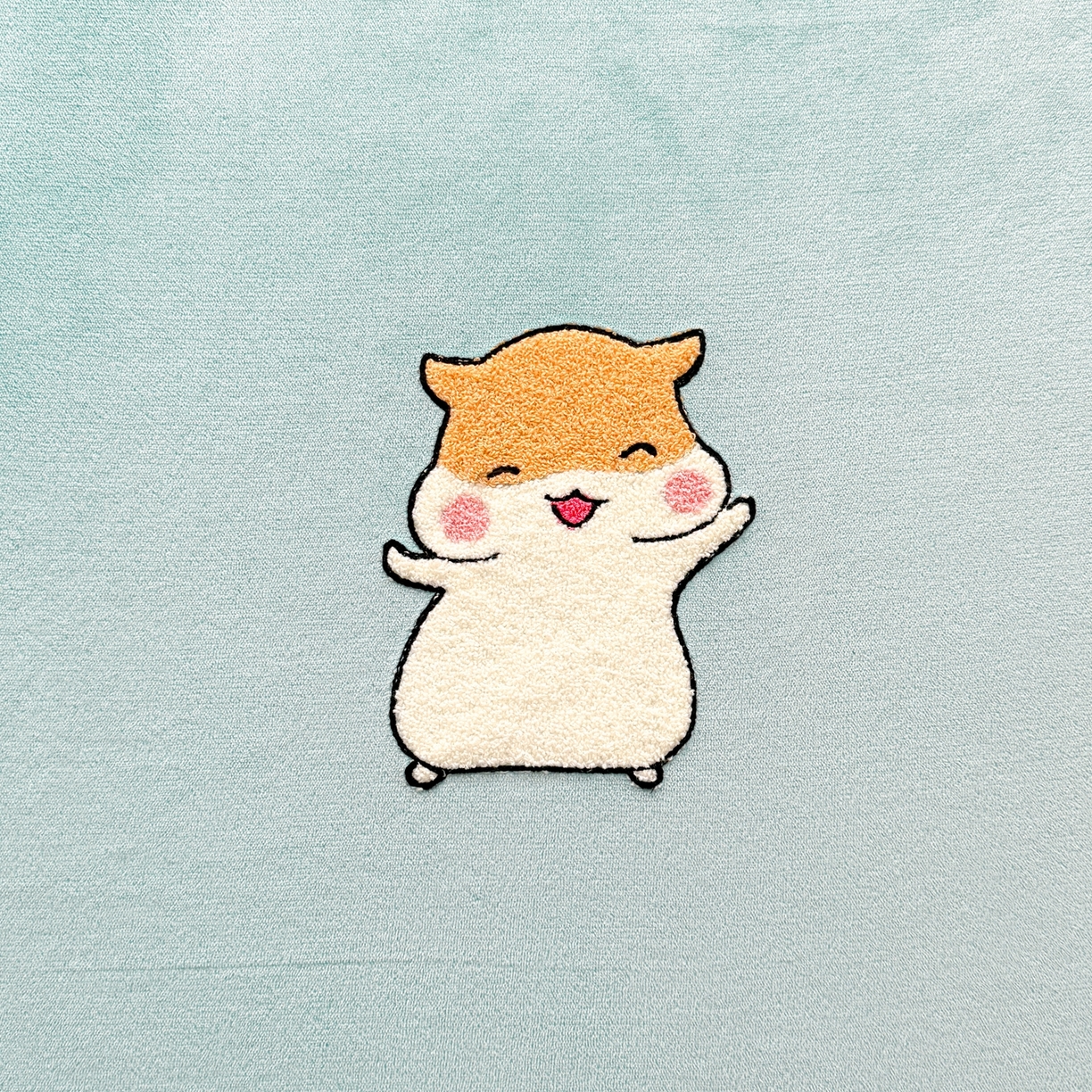 91家纺网 家纺一手货源 找家纺 湘之帛 2025新款牛奶绒印花床笠 小松鼠-浅蓝