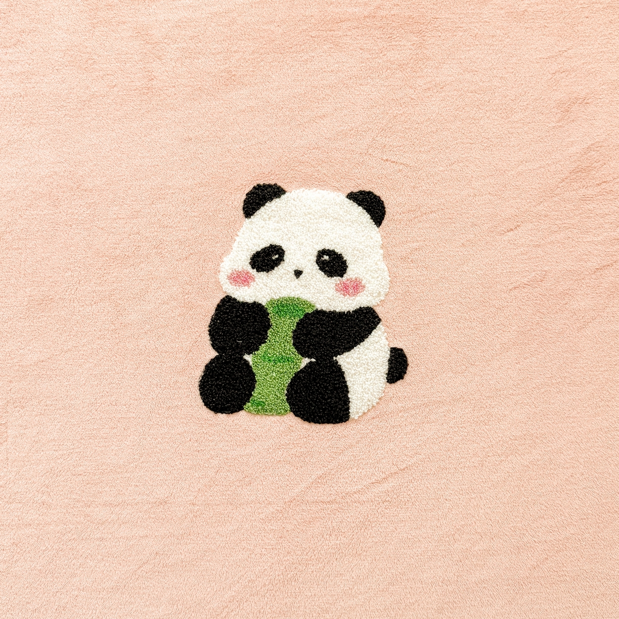 91家纺网 家纺一手货源 找家纺 湘之帛 2025新款牛奶绒印花床笠 小熊猫-粉色