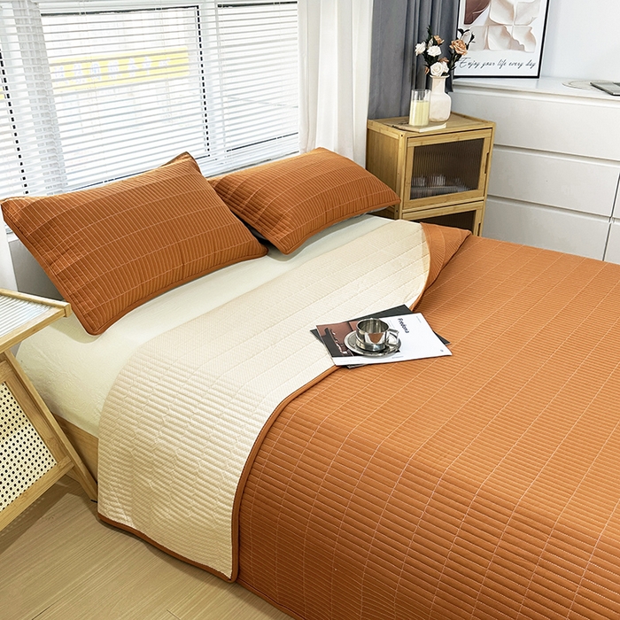 91家纺网 家纺一手货源 找家纺 （总）拾小柒 2025新款全棉色织水洗棉夹棉防滑床盖防水纯色床护垫