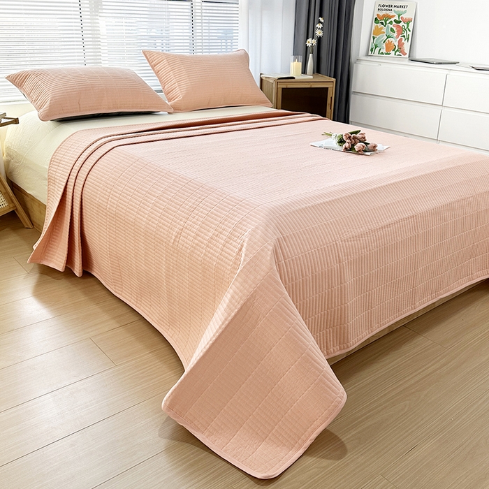 91家纺网 家纺一手货源 找家纺 拾小柒 2025新款全棉色织水洗棉夹棉防滑床盖防水纯色床护垫 防水款粉玉色