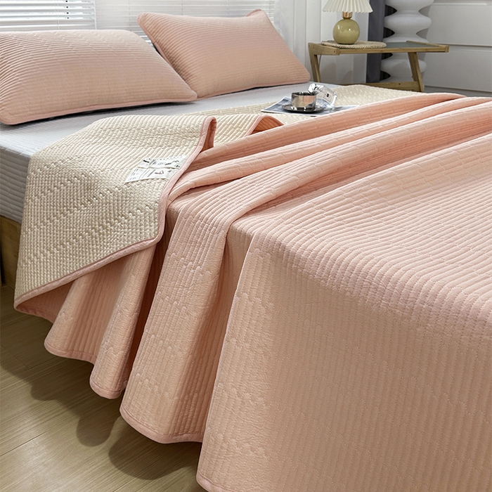 91家纺网 家纺一手货源 找家纺 拾小柒 2025新款全棉色织水洗棉夹棉防滑床盖防水纯色床护垫 防滑款粉玉色