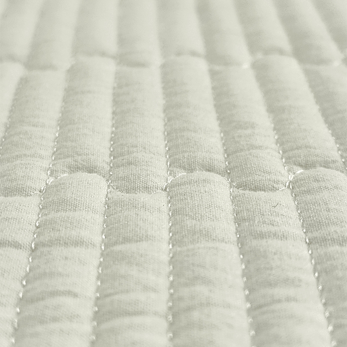 91家纺网 家纺一手货源 找家纺 （总）拾小柒 2025新款全棉色织水洗棉夹棉防滑床盖防水纯色床护垫