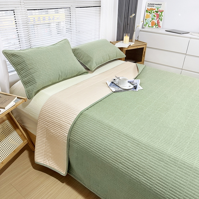 91家纺网 家纺一手货源 找家纺 拾小柒 2025新款全棉色织水洗棉夹棉防滑床盖防水纯色床护垫 防水款浅绿色