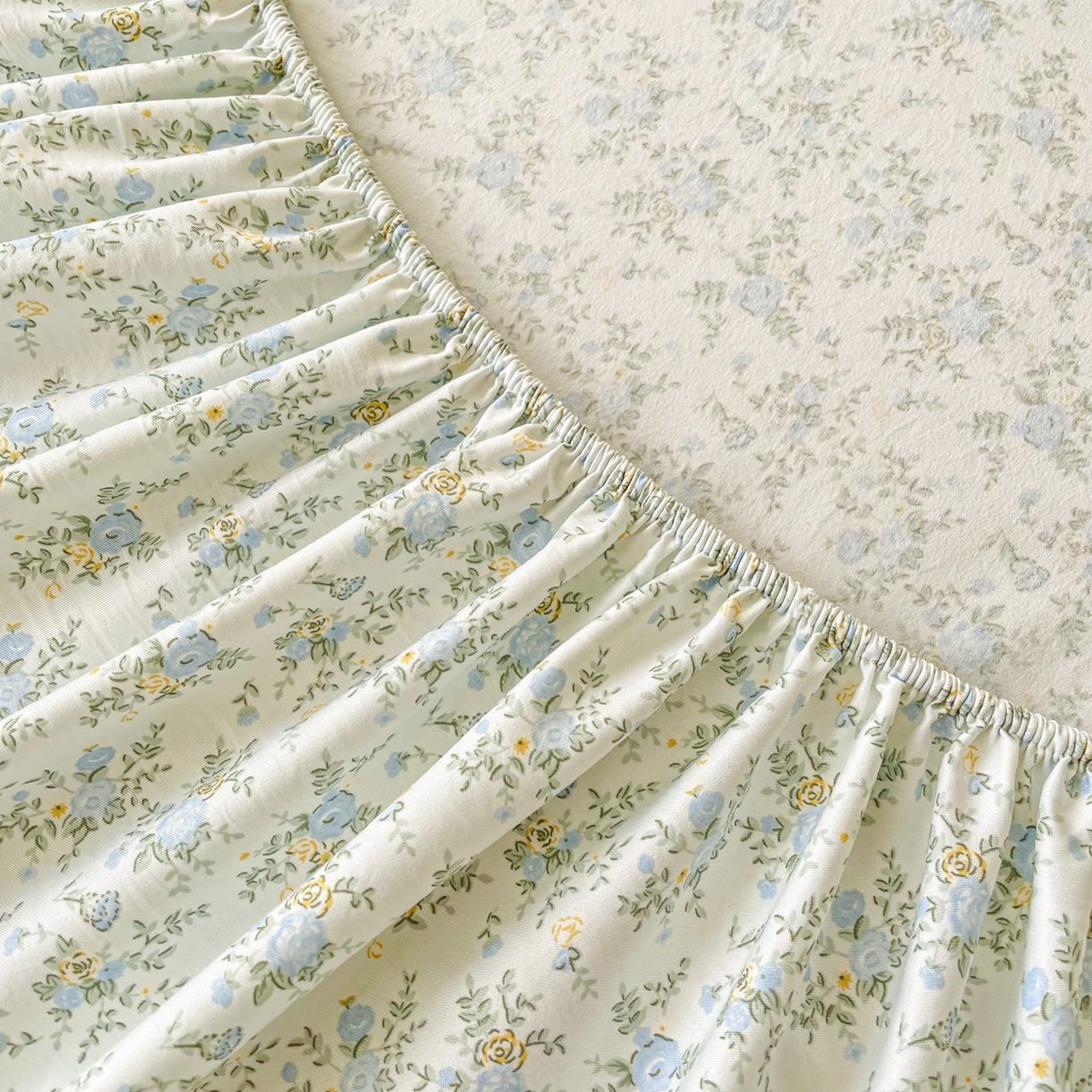 91家纺网 家纺一手货源 找家纺 棉乐町家居 2025新款木棉双层纱印花床笠 婷语花间