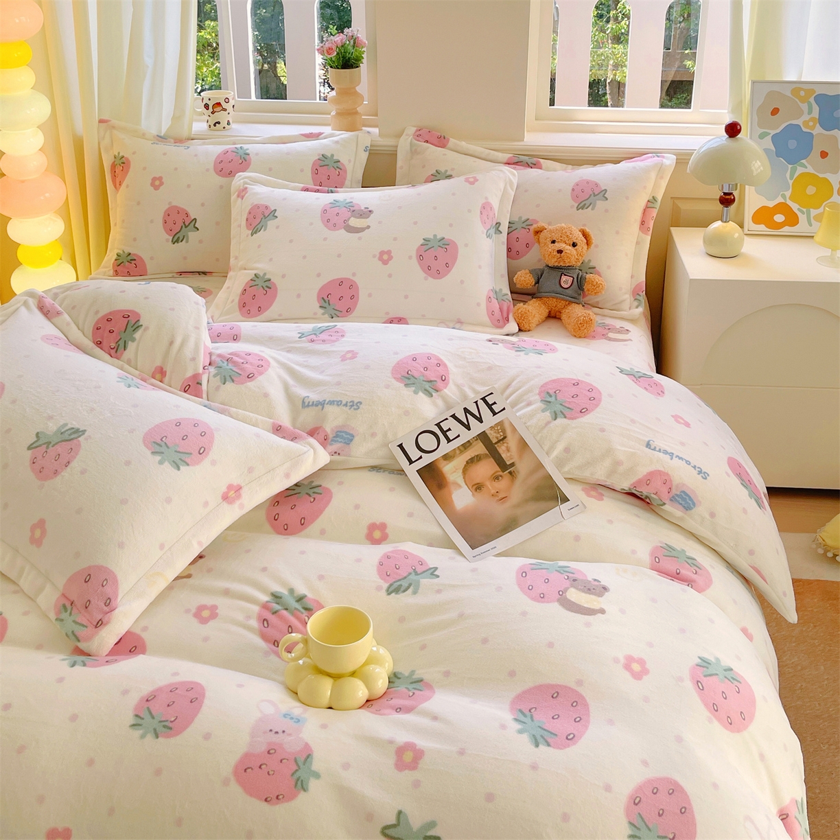 91家纺网 家纺一手货源 找家纺 凯儿2025加厚A类印花牛奶绒单品四件套 奶油草莓