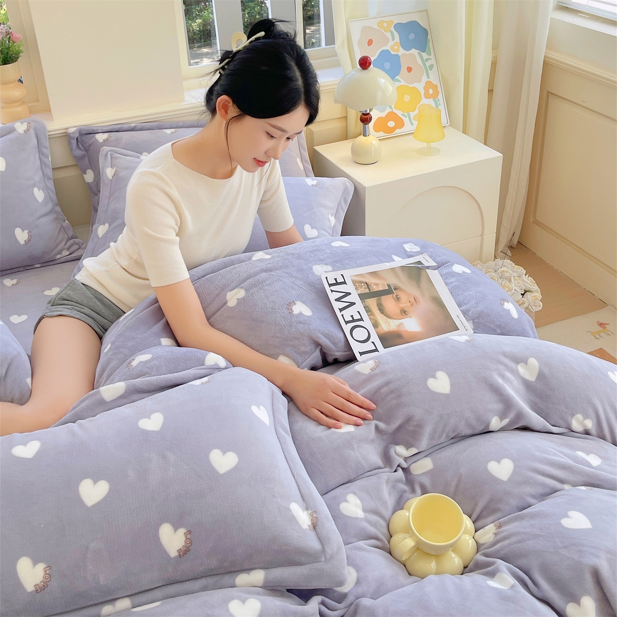 91家纺网 家纺一手货源 找家纺 凯儿2025加厚A类印花牛奶绒单品四件套 心心相印-灰