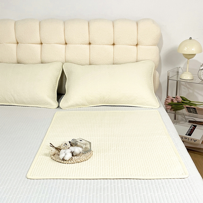 91家纺网 家纺一手货源 找家纺 （总）拾小柒 2025新款纯色全棉色织水洗棉防水隔脏姨妈垫护理垫