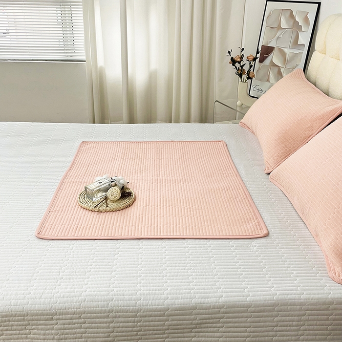 91家纺网 家纺一手货源 找家纺 拾小柒 2025新款纯色全棉色织水洗棉防水隔脏姨妈垫护理垫 粉玉色 不防水