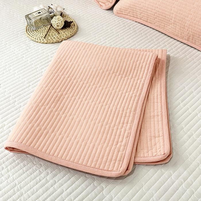 91家纺网 家纺一手货源 找家纺 拾小柒 2025新款纯色全棉色织水洗棉防水隔脏姨妈垫护理垫 粉玉色 不防水