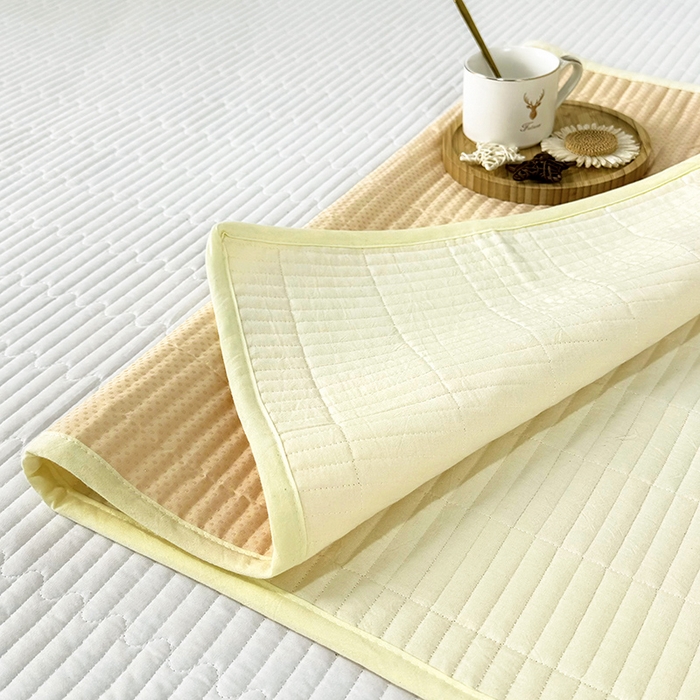 91家纺网 家纺一手货源 找家纺 拾小柒 2025新款纯色全棉色织水洗棉防水隔脏姨妈垫护理垫 鹅黄色 防水