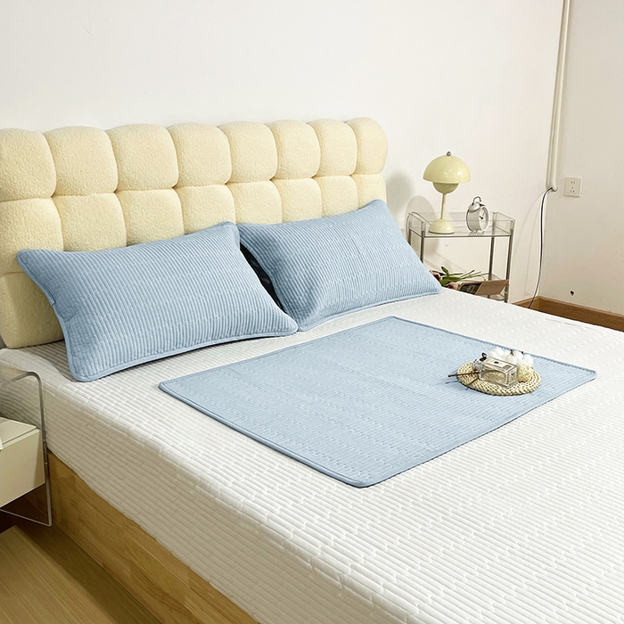 拾小柒 2025新款纯色全棉色织水洗棉防水隔脏姨妈垫护理垫 浅蓝色 不防水