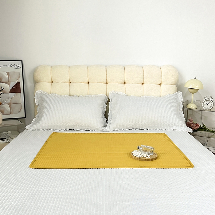 91家纺网 家纺一手货源 找家纺 拾小柒 2025新款纯色全棉色织水洗棉防水隔脏姨妈垫护理垫 姜黄色 防水