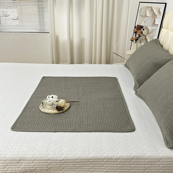 91家纺网 家纺一手货源 找家纺 拾小柒 2025新款纯色全棉色织水洗棉防水隔脏姨妈垫护理垫 青灰色 不防水