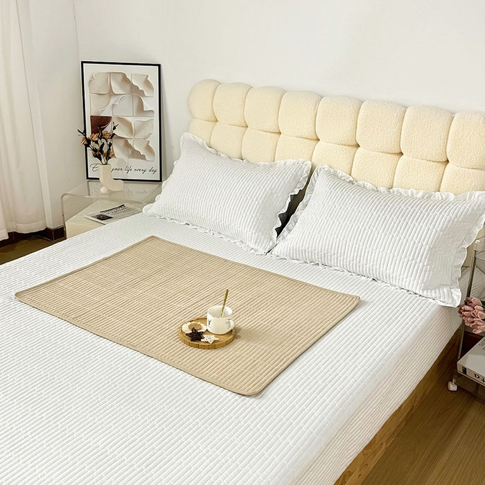 91家纺网 家纺一手货源 找家纺 拾小柒 2025新款纯色全棉色织水洗棉防水隔脏姨妈垫护理垫 卡其色 防水