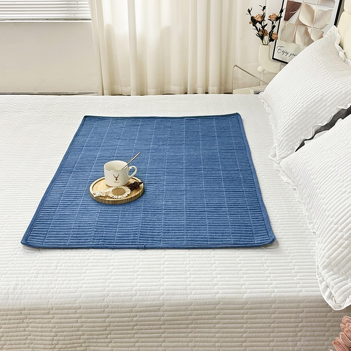 91家纺网 家纺一手货源 找家纺 拾小柒 2025新款纯色全棉色织水洗棉防水隔脏姨妈垫护理垫 牛仔蓝 防水