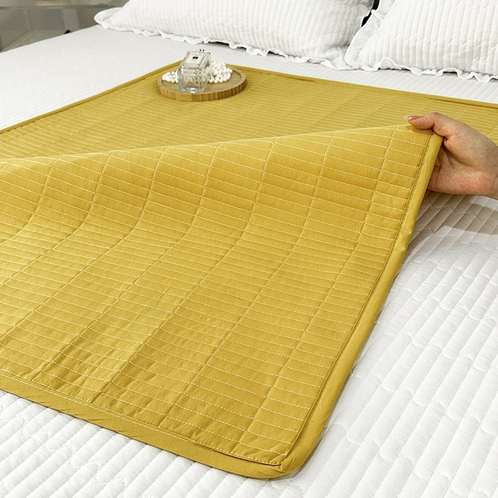 91家纺网 家纺一手货源 找家纺 拾小柒 2025新款纯色全棉色织水洗棉防水隔脏姨妈垫护理垫 姜黄色 防水