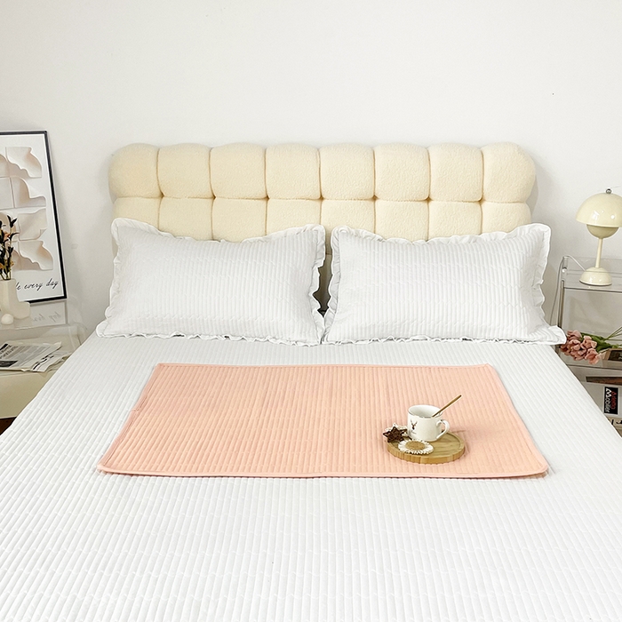 91家纺网 家纺一手货源 找家纺 拾小柒 2025新款纯色全棉色织水洗棉防水隔脏姨妈垫护理垫 粉玉色 防水