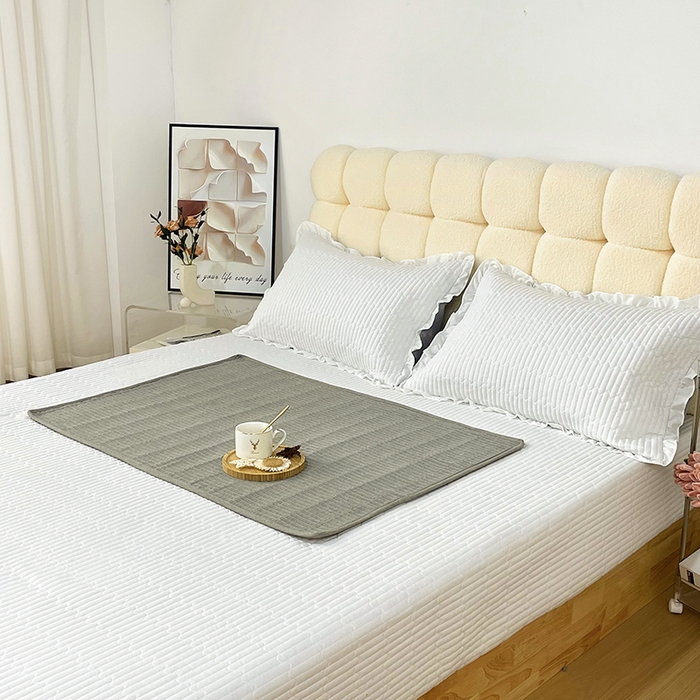 91家纺网 家纺一手货源 找家纺 （总）拾小柒 2025新款纯色全棉色织水洗棉防水隔脏姨妈垫护理垫