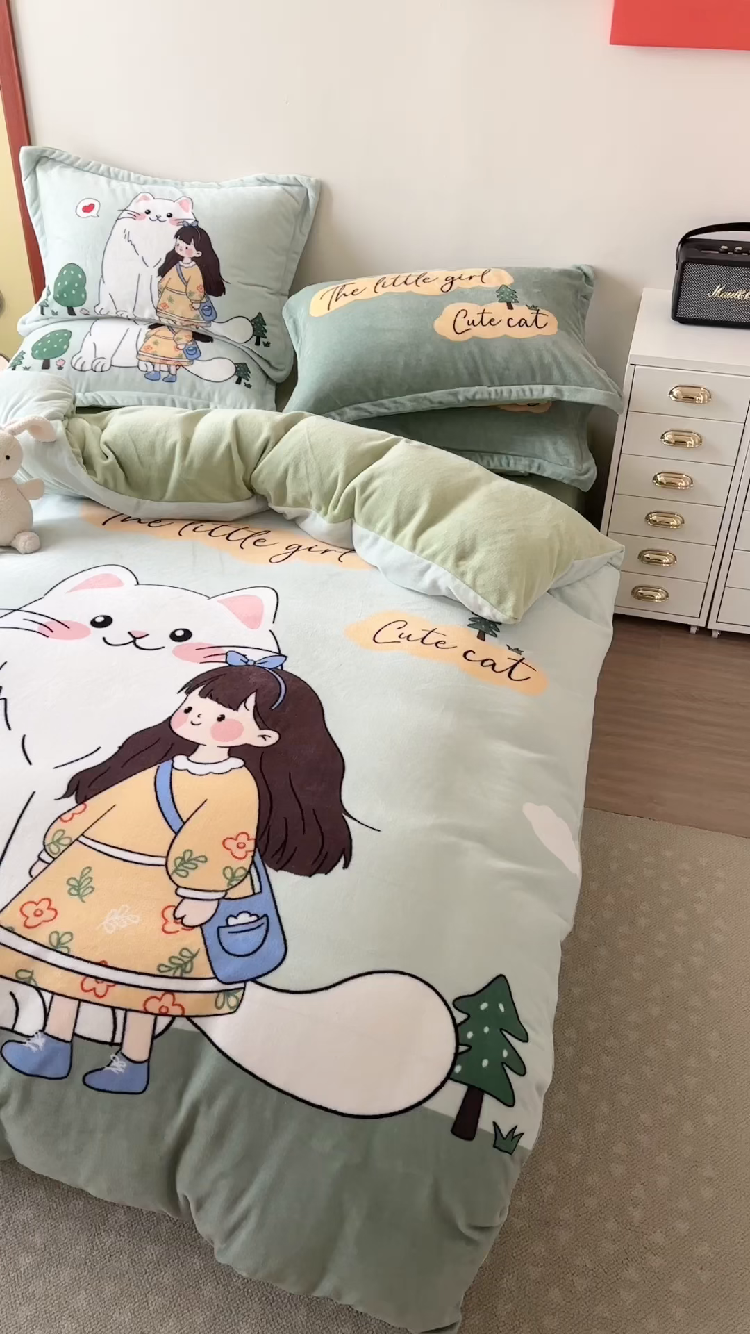 91家纺网 家纺一手货源 找家纺 赛丽雅 2025年新款秋冬卡通大版牛奶绒四件套 童话梦