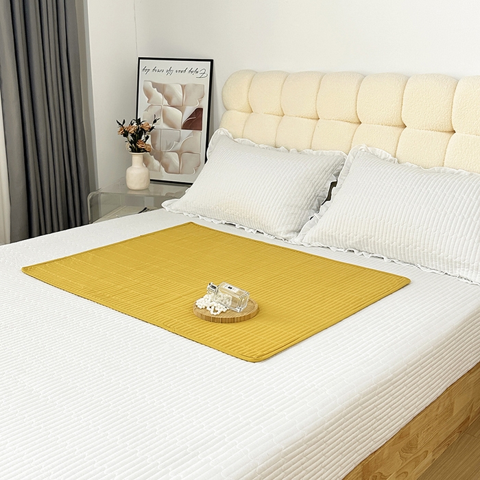 91家纺网 家纺一手货源 找家纺 拾小柒 2025新款纯色全棉色织水洗棉防水隔脏姨妈垫护理垫 姜黄色 防水