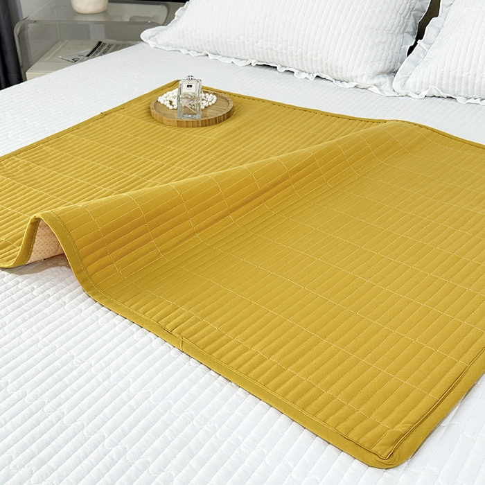 91家纺网 家纺一手货源 找家纺 拾小柒 2025新款纯色全棉色织水洗棉防水隔脏姨妈垫护理垫 姜黄色 防水