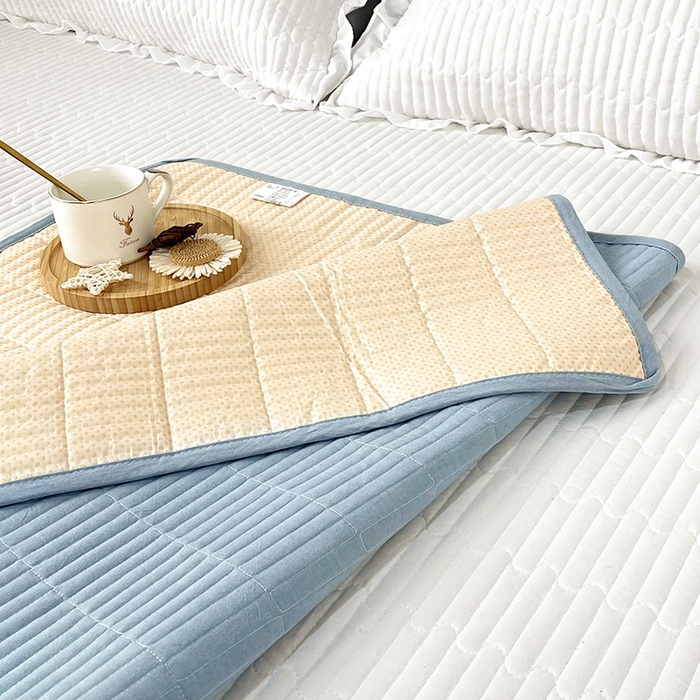 91家纺网 家纺一手货源 找家纺 拾小柒 2025新款纯色全棉色织水洗棉防水隔脏姨妈垫护理垫 浅蓝色 防水