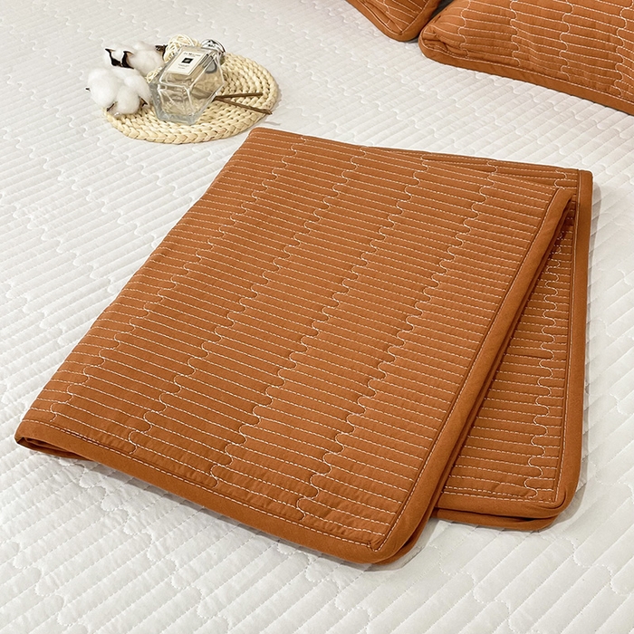 91家纺网 家纺一手货源 找家纺 拾小柒 2025新款纯色全棉色织水洗棉防水隔脏姨妈垫护理垫 焦糖色 不防水