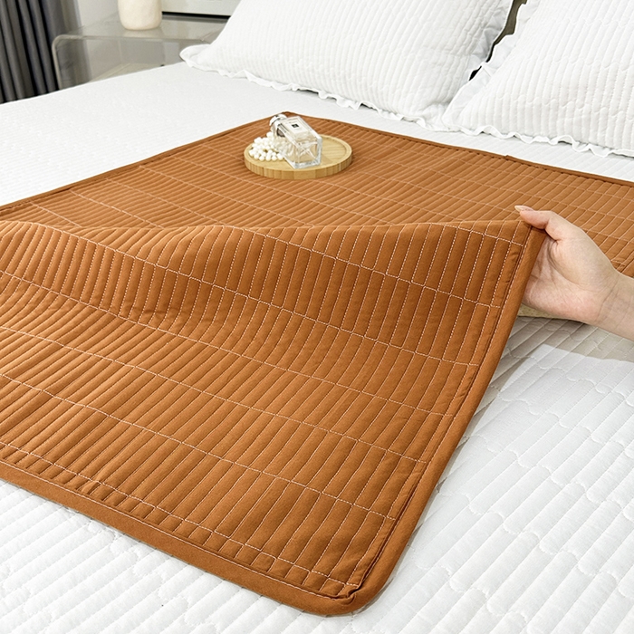 91家纺网 家纺一手货源 找家纺 拾小柒 2025新款纯色全棉色织水洗棉防水隔脏姨妈垫护理垫 焦糖色 防水