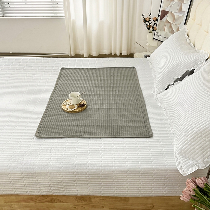 91家纺网 家纺一手货源 找家纺 拾小柒 2025新款纯色全棉色织水洗棉防水隔脏姨妈垫护理垫 青灰色 防水