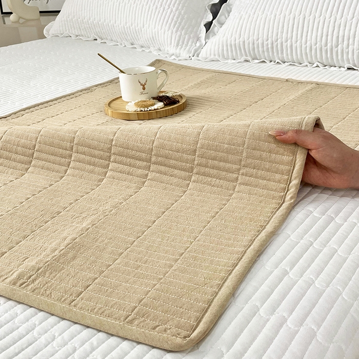 91家纺网 家纺一手货源 找家纺 拾小柒 2025新款纯色全棉色织水洗棉防水隔脏姨妈垫护理垫 卡其色 防水