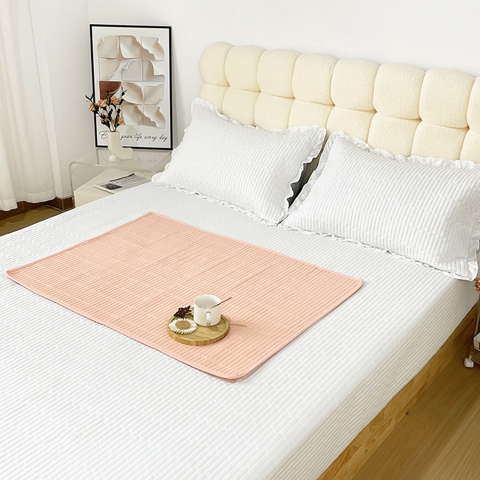 91家纺网 家纺一手货源 找家纺 拾小柒 2025新款纯色全棉色织水洗棉防水隔脏姨妈垫护理垫 粉玉色 防水