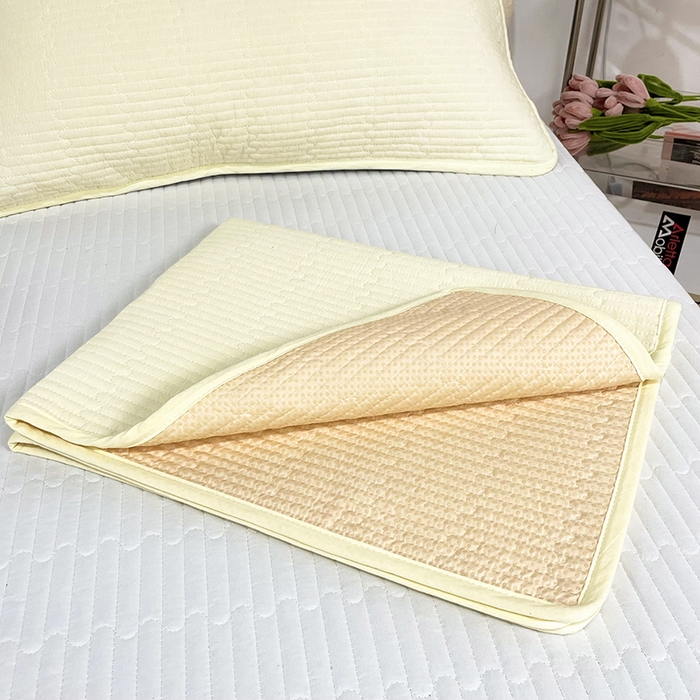 91家纺网 家纺一手货源 找家纺 拾小柒 2025新款纯色全棉色织水洗棉防水隔脏姨妈垫护理垫 鹅黄色 不防水