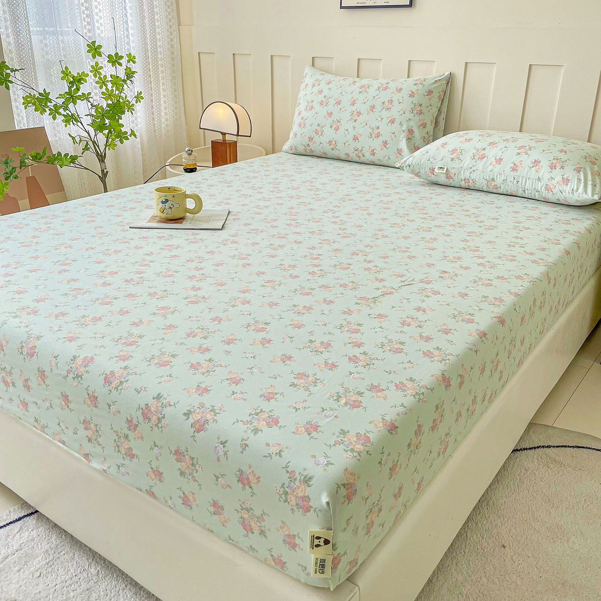 91家纺网 家纺一手货源 找家纺 金泰莱 2025新款木棉双层纱印花床笠 花开半夏