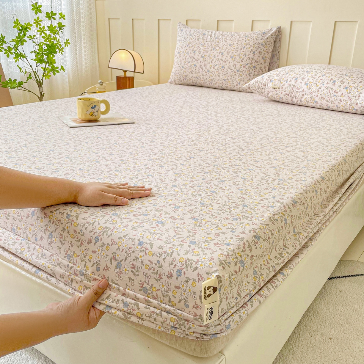 91家纺网 家纺一手货源 找家纺 金泰莱 2025新款木棉双层纱印花床笠 花苑