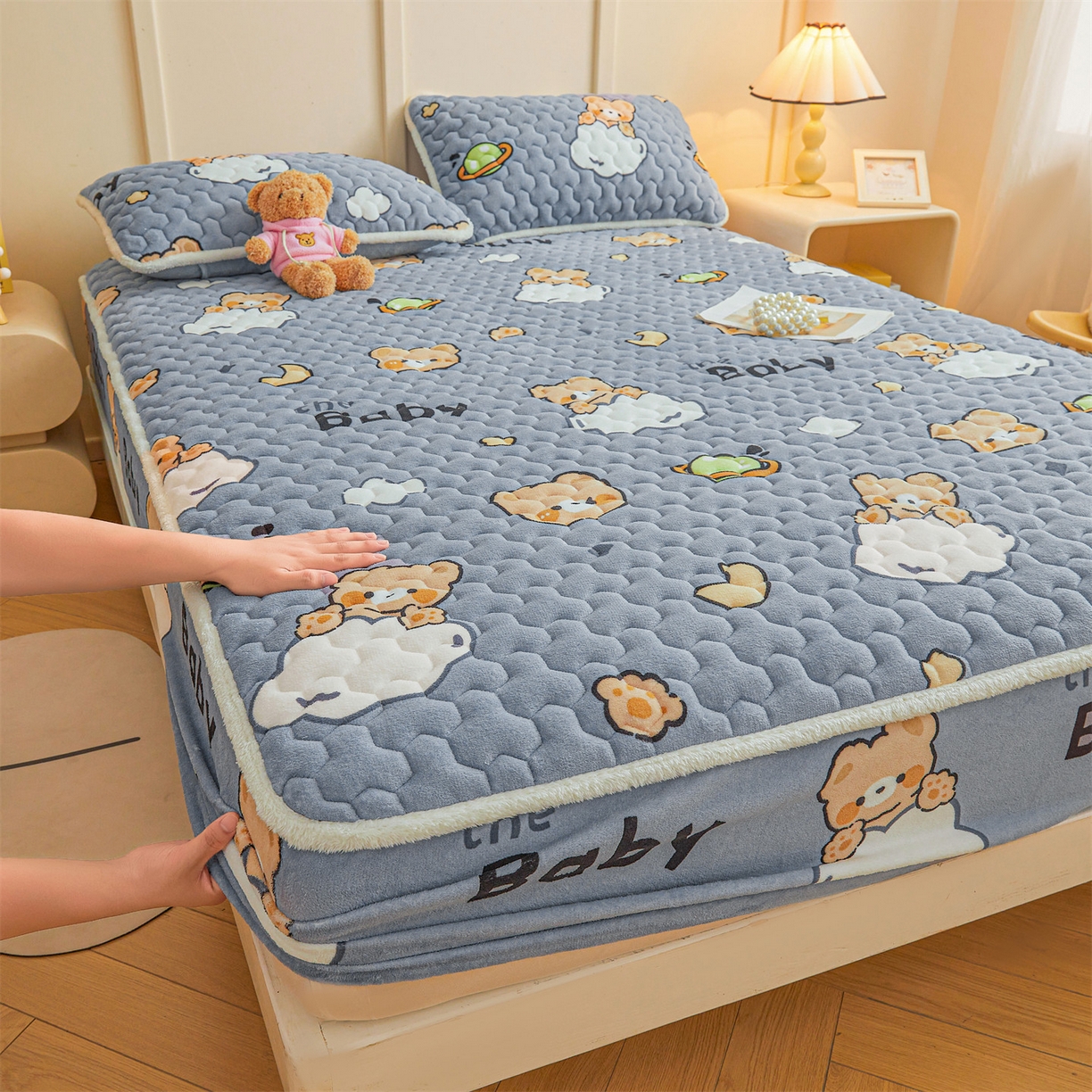 雯豆家纺 2025新款牛奶绒夹棉床笠印花款床垫保护套秋冬保暖床罩 牛奶绒夹棉床笠-云朵熊