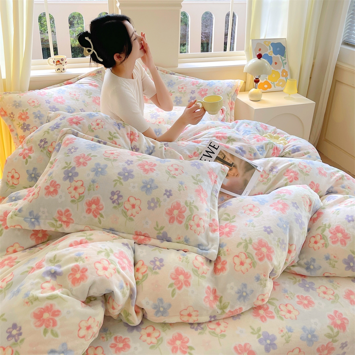 91家纺网 家纺一手货源 找家纺 凯儿2025加厚A类印花牛奶绒单品四件套 花在云端