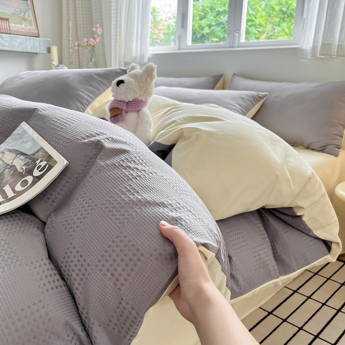 91家纺网 家纺一手货源 找家纺 言一 2025秋冬新品A类60S新疆长绒棉纯棉陶瓷轻磨毛四件套提花全棉床单被套不掉毛2 山灰+奶黄