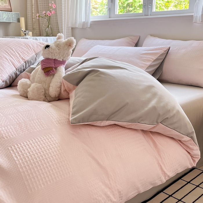 91家纺网 家纺一手货源 找家纺 言一 2025秋冬新品A类60S新疆长绒棉纯棉陶瓷轻磨毛四件套提花全棉床单被套不掉毛2 粉玉+空气灰