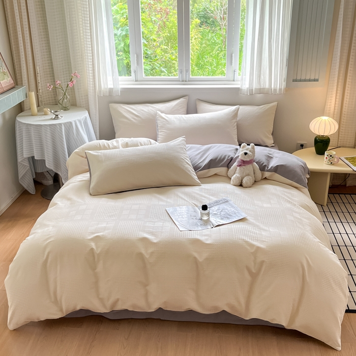 91家纺网 家纺一手货源 找家纺 言一 2025秋冬新品A类60S新疆长绒棉纯棉陶瓷轻磨毛四件套提花全棉床单被套不掉毛2 米月白+山灰